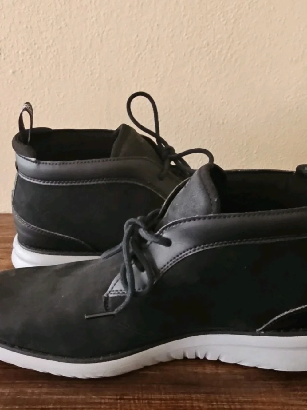UGG Union Chukka WP Mens 11 Black Waterproof Leather Boots 1104976